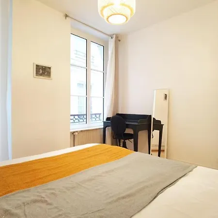 Apart In 90 Eur Night Appartement